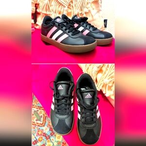 Girls Adidas Samba Size 3